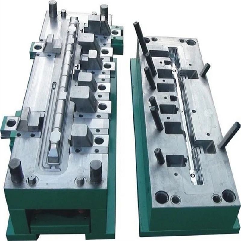 Stampo per serbatoio in plastica per radiatore Auot